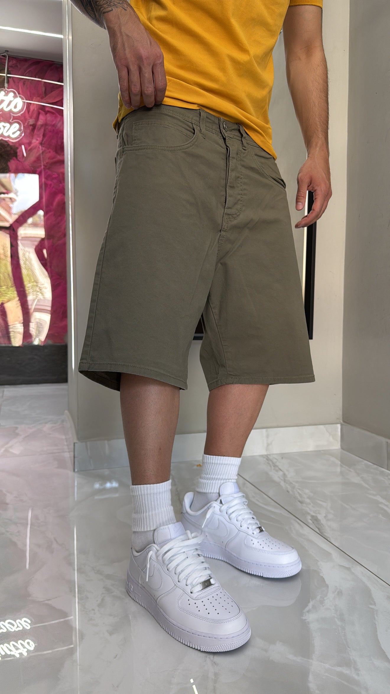 Shorts Kaki Raff.