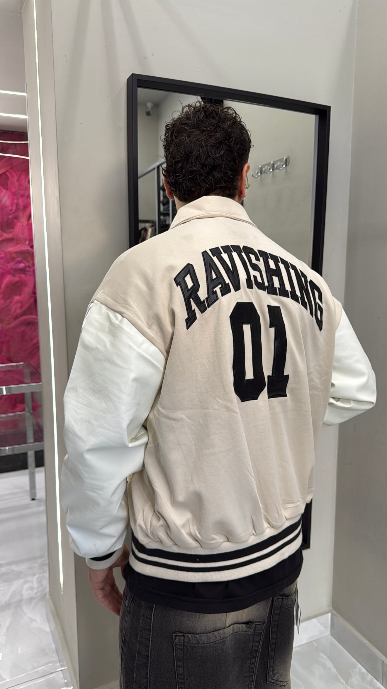 Jacket college Sidney