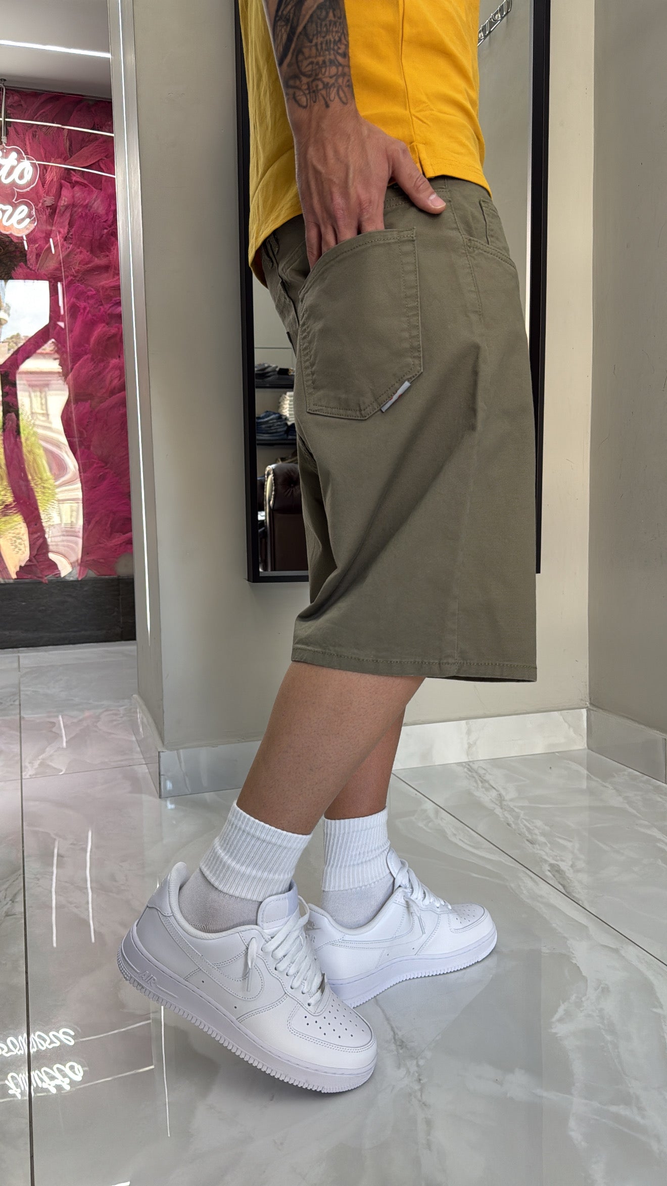 Shorts Kaki Raff.